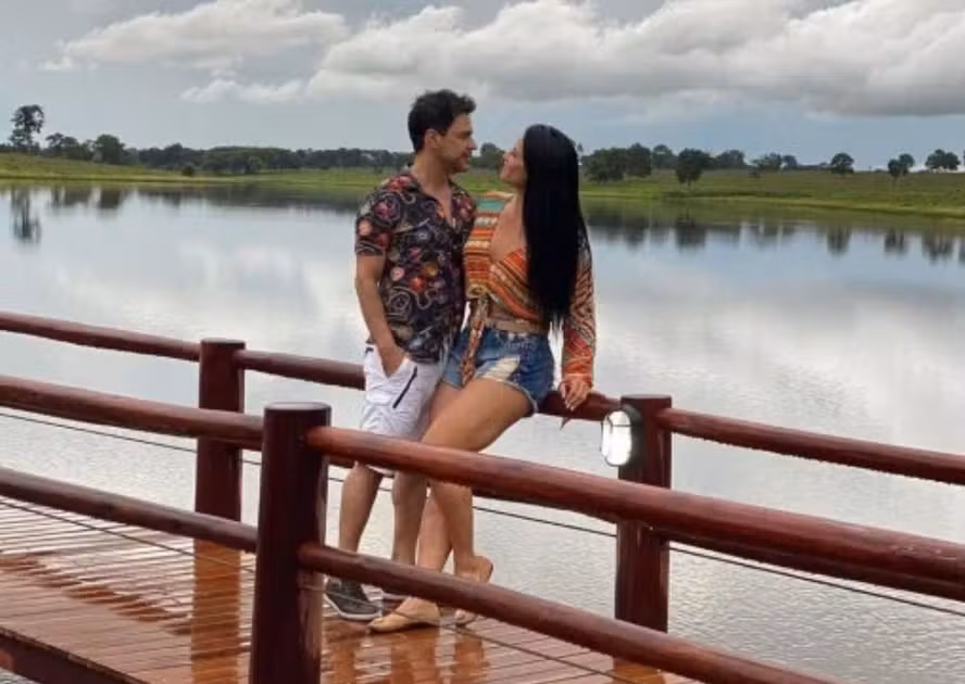 Zezé Di Camargo adota cavalos resgatados sem comida e feridos em abatedouro clandestino